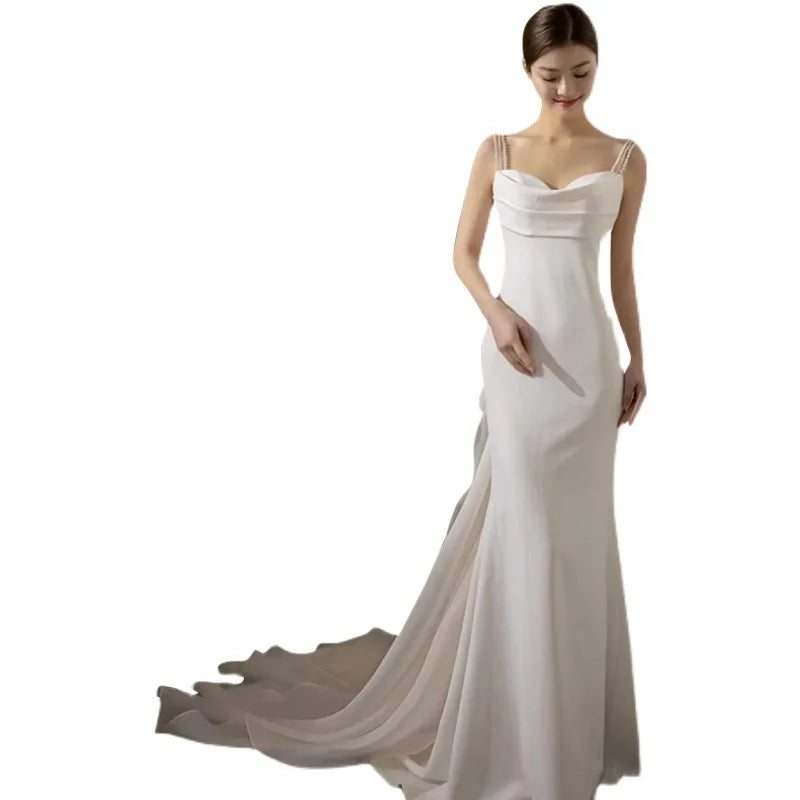 French strap light wedding dress simple elegant satin backless fishtail welcome wedding veil Super fairy strappy dress